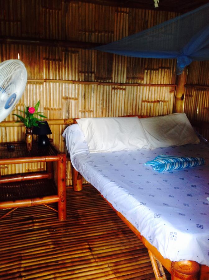 Bamboo Huts Apartment Moalboal Ngoại thất bức ảnh